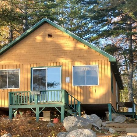 Beautiful Lakefront Cottage, Ambajejus Lake Millinocket Exterior photo